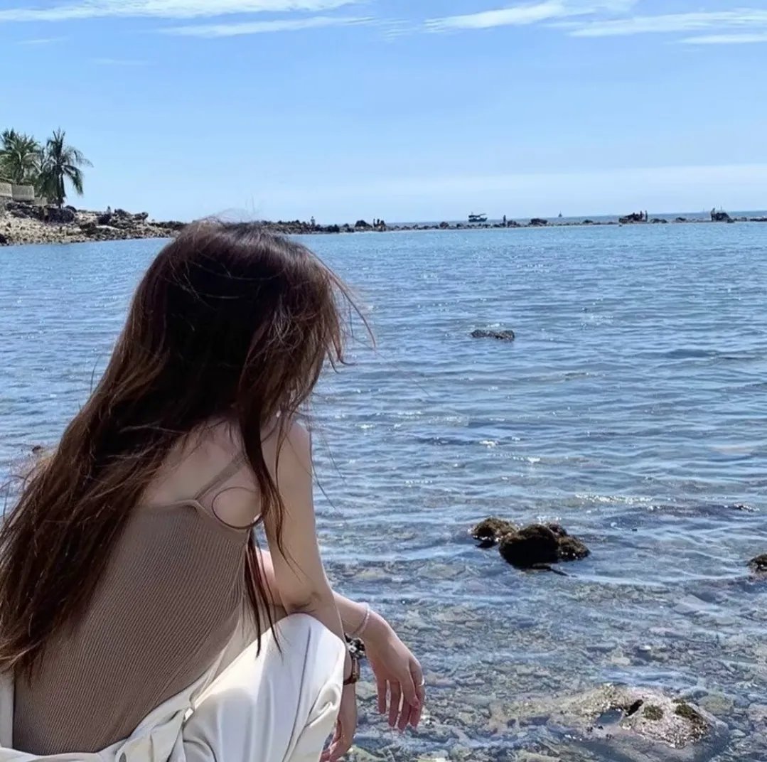 恋爱麻烦，但是甜封面